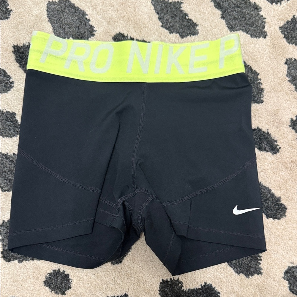 Black Nike Pro Spandex